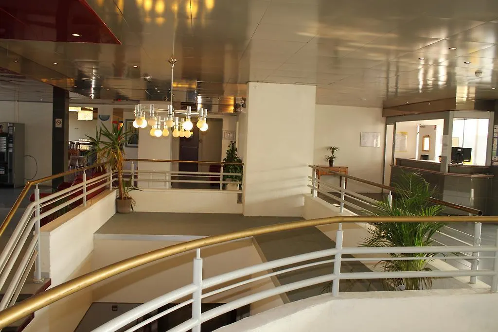 Le Relais De Thiais Aparthotel Aulnay-sous-Bois 2*,